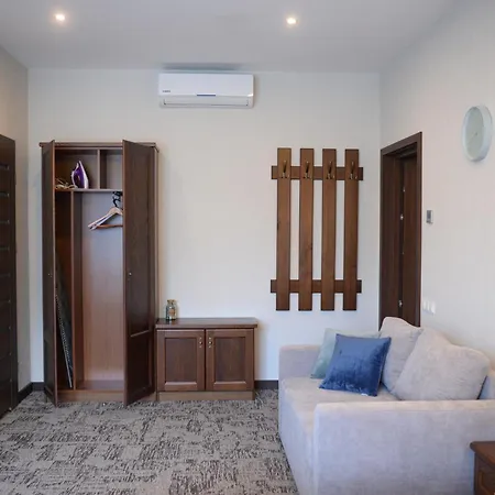 Lägenhet Apartment-lviv